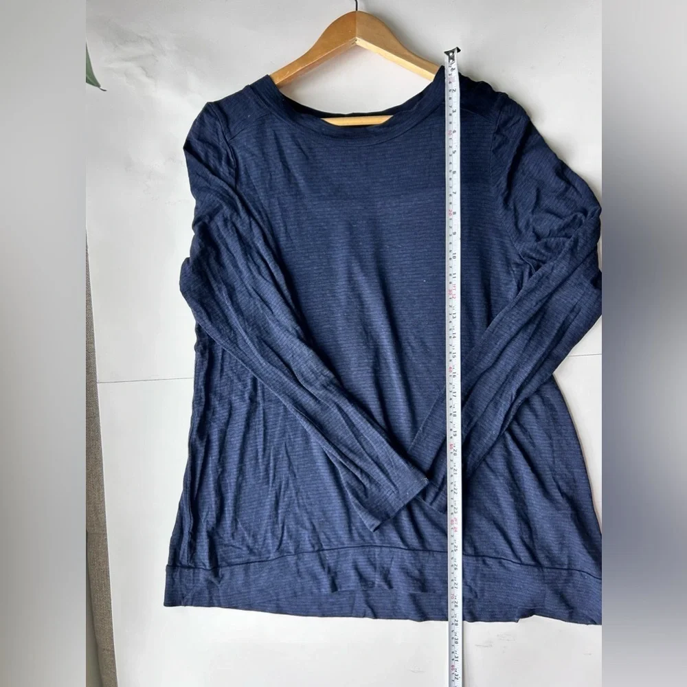 OSKA elegant navy/indigo striped long sleeve top/tunic - so soft on the skin! - Picture 8 of 8